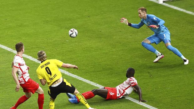 Final DFB Pokal 2020/2021 Final DFB Pokal 2020/2021 RB Leipzig vs Borussia Dortmund di Olympiastadion, Berlin, Jumat (14/5/2021) dini hari WIB