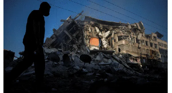Foto Populer Sepekan: Gaza Digempur Israel-Lebaran Kedua di Masa Pandemi