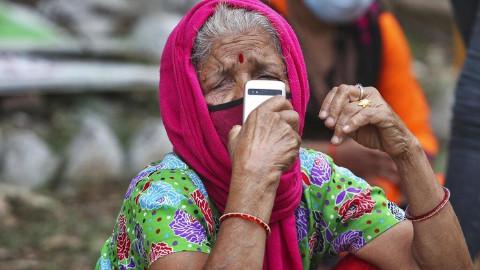 India Dibayangi Misinformasi Soal Corona di Tengah Lonjakan Kasus COVID-19 Jumlah masalah COVID-19 di India terus melambung tinggi sampai tembus angka 24 juta. Informasi yang salah perihal virus Corona pun melambung seiring dengan meningkatnya jumlah ajal akhir COVID-19