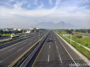 Lengangnya Tol Sidoarjo di Hari Kedua Lebaran