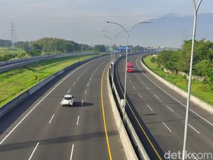 Daftar Tarif Tol Surabaya-Gresik yang Baru Naik Daftar Tarif Tol Surabaya-Gresik yang Baru Naik