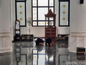 Masjid Ala India di Jakarta Buat Dikunjungi Akhir Pekan Ini Masjid Ala India di Jakarta Buat Dikunjungi Akhir Pekan Ini