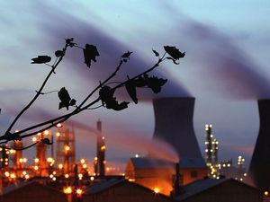 Bos Saudi Aramco Ingatkan Setop Energi Fosil Bisa Bikin Rusuh Dunia