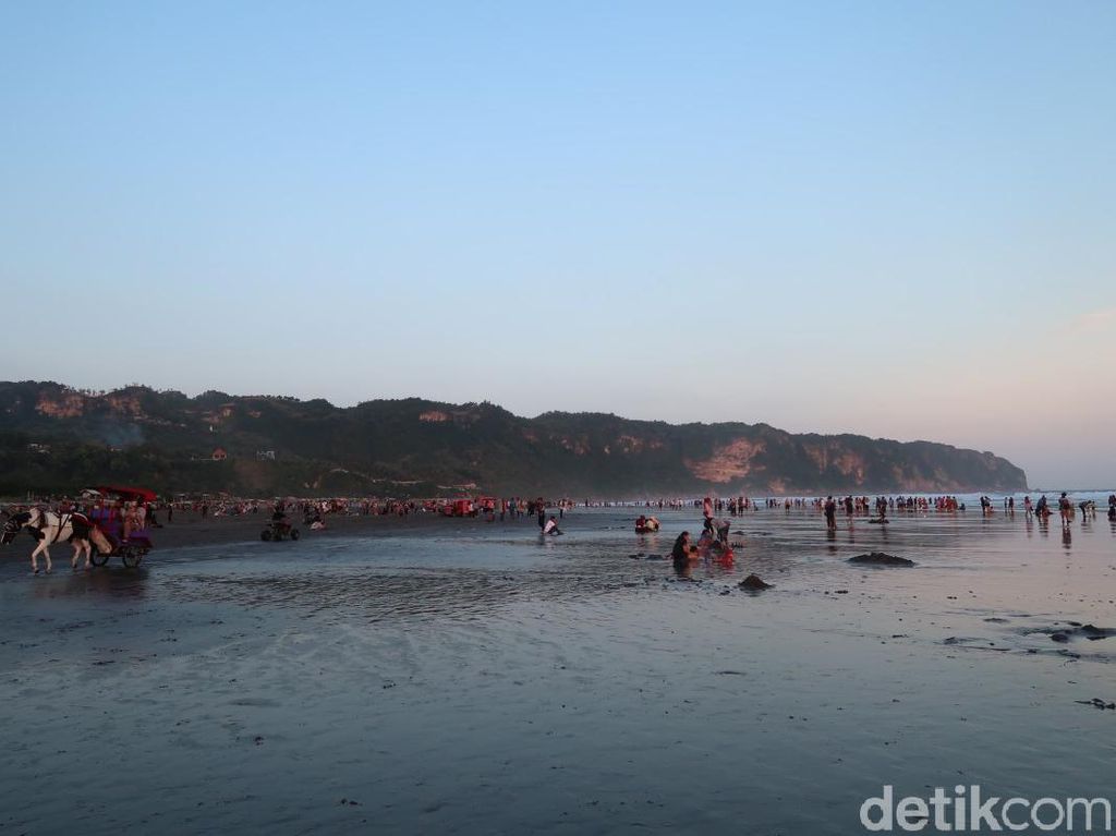 Tekan COVID-19, Parangtritis dan Wisata Bantul Lainnya Tutup Pas Weekend Tekan COVID-19, Parangtritis dan Wisata Bantul Lainnya Tutup Pas Weekend