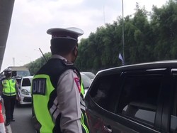 Selama Lebaran, 1.357 Kendaraan Diputar Balik di Cikarang Barat