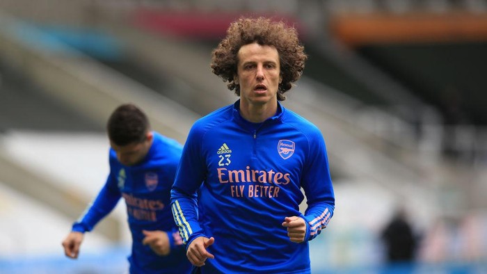 NEWCASTLE UPON TYNE, ENGLAND - MAY 02: David Luiz of Arsenal looks on prior to the Premier League match between Newcastle United and Arsenal at St. James Park on May 02, 2021 in Newcastle upon Tyne, England. Sporting stadiums around the UK remain under strict restrictions due to the Coronavirus Pandemic as Government social distancing laws prohibit fans inside venues resulting in games being played behind closed doors. (Photo by Lindsey Parnaby - Pool/Getty Images)