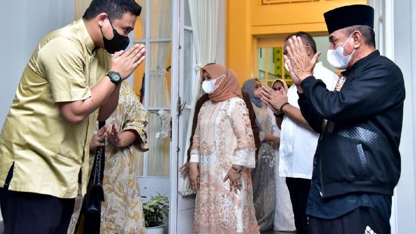 Potret Hangatnya Gubsu Edy-Bobby Silaturahmi di Hari Fitri