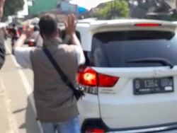 Viral Pemobil Maki-maki Polisi, Kalau Ujungnya Cuma Maaf dan Materai Rp 10.000 Takkan Jera