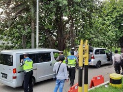 Polres Tangsel Tes Swab Warga yang Pulang Mudik di Posko Bitung