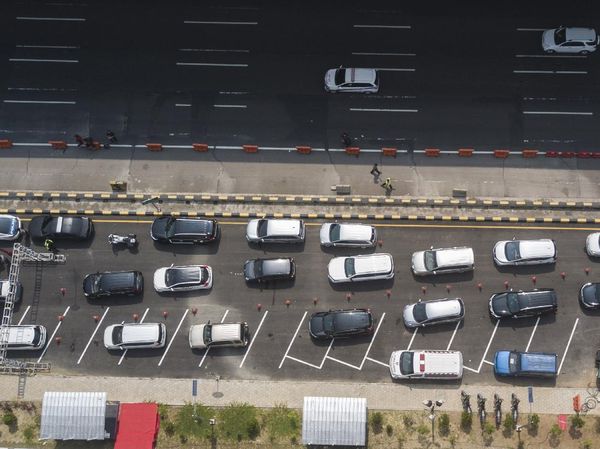Potret Arus Balik di Tol Jakarta-Cikampek dari Udara