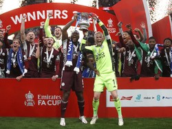 Bendera Palestina Terbentang saat Leicester Juara Piala FA