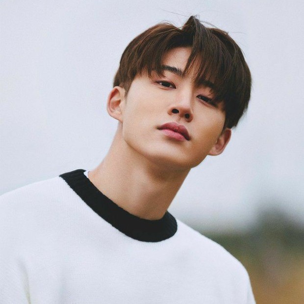 Kim Hanbin/twitter.com/iKONGRAPHIC Kim Hanbin