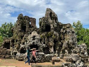 Lebaran Tetap Buka, Kunjungan Wisatawan Goa Sunyaragi Meningkat Lebaran Tetap Buka, Kunjungan Wisatawan Goa Sunyaragi Meningkat