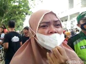 Objek Wisata Ditutup, Pedagang Pantai Batukaras Pangandaran Menjerit