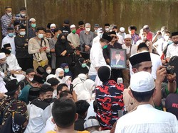 Pemakaman KH Sanusi Baco di Maros Ramai Dihadiri Pelayat