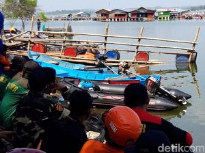 Tragedi Maut Perahu Terbalik di Kedungombo Renggut 9 Nyawa Tragedi Maut Perahu Terbalik di Kedungombo Renggut 9 Nyawa