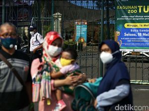 Ragunan Ditutup, Pengunjung Terpaksa Balik Kanan Ragunan Ditutup, Pengunjung Terpaksa Balik Kanan