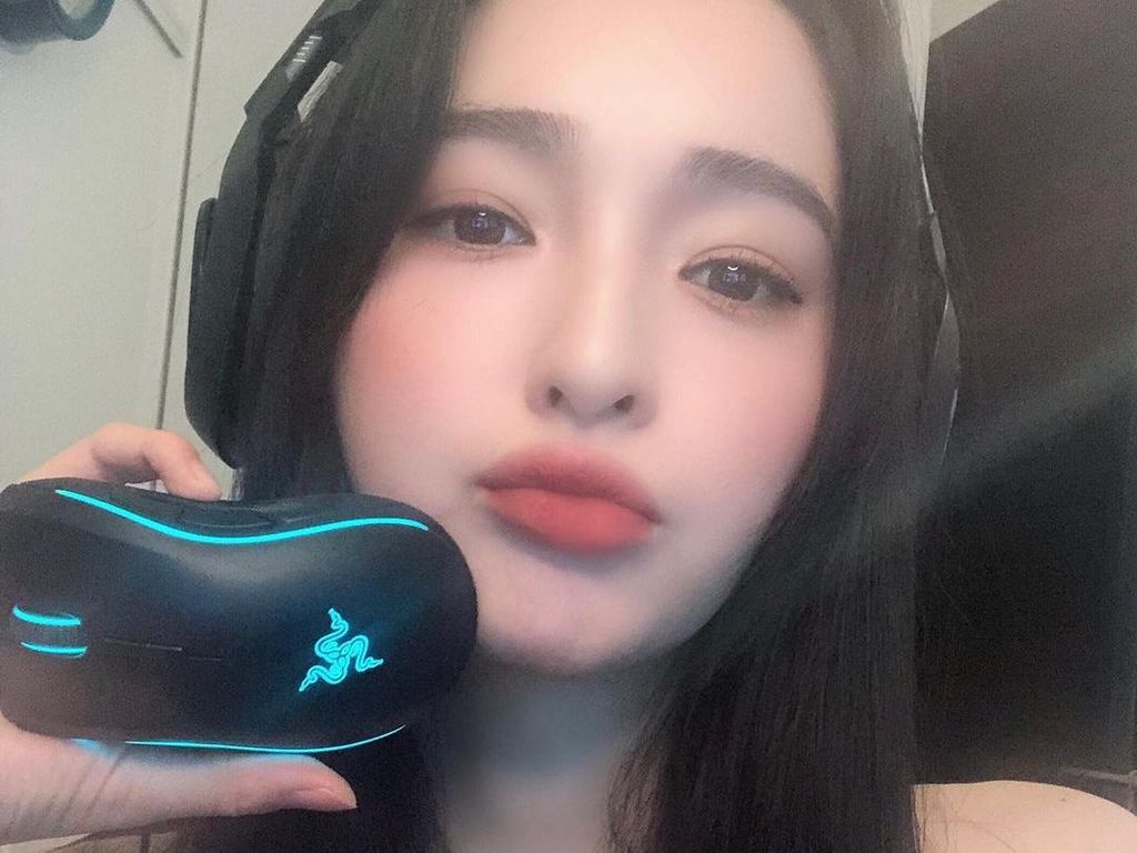Ternyata Gamer Jelita Ini Dulu Adalah... Ternyata Gamer Jelita Ini Dulu Adalah...