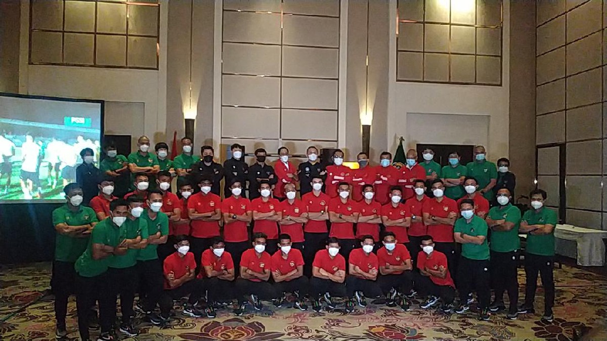 Timnas Indonesia dilepas oleh ketua PSSI ke Dubai (Foto: Muhammad Robbani/detiksport)