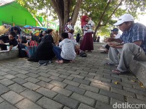 Gagal ke Pantai Pangandaran, Wisatawan Belok ke Taman-Minimarket