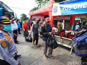 Lonjakan Pemudik Sudah Mulai Terasa di Terminal Kalideres Lonjakan Pemudik Sudah Mulai Terasa di Terminal Kalideres