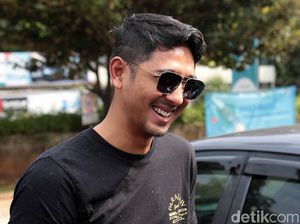 Kronologi Arya Saloka Dituduh Langgar Prokes Kronologi Arya Saloka Dituduh Langgar Prokes