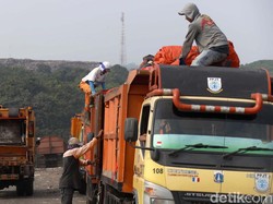 Pemprov Evaluasi Operasional Usai Sopir Truk Sampah Meninggal di Bantar Gebang