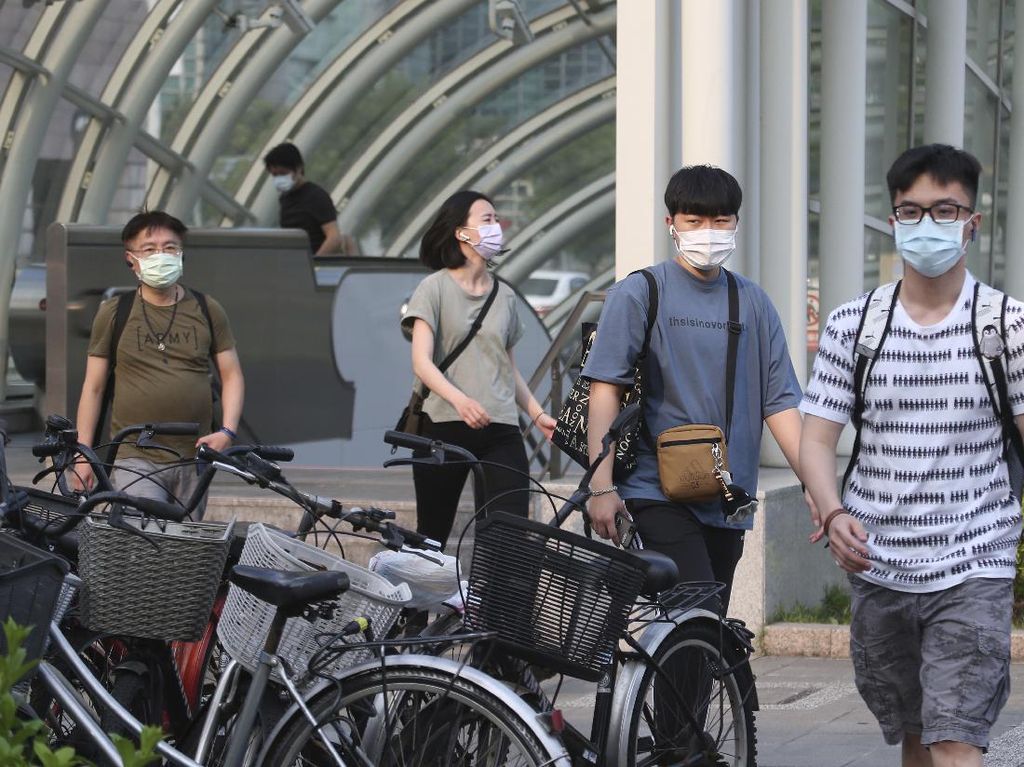 Taiwan Laporkan Infeksi Corona Tertinggi: Tambah 335 Kasus Baru Taiwan Laporkan Infeksi Corona Tertinggi: Tambah 335 Kasus Baru