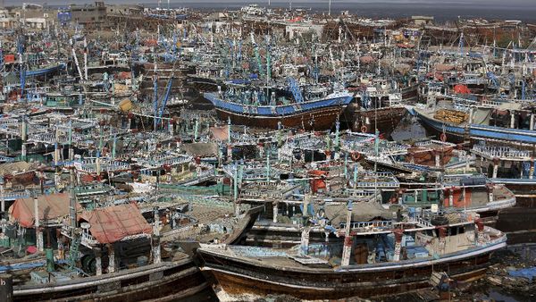 Kapal Nelayan India-Pakistan Mati Suri Gegara Topan Tauktae