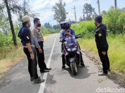 Ratusan Kendaraan Ngeyel Berwisata di Bondowoso Diputar Balik