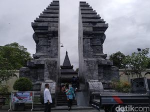 Kawasan Makam Bung Karno Sepi Pengunjung Selama Libur Lebaran