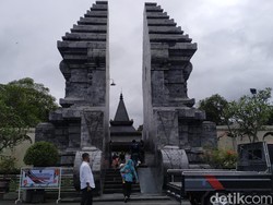 Kawasan Makam Bung Karno Sepi Pengunjung Selama Libur Lebaran