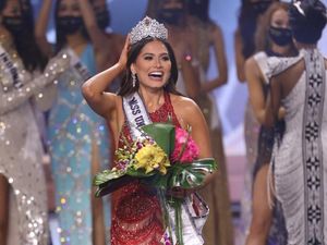 Kenalan dengan Andrea Meza, Pemenang Miss Universe 2020 Kenalan dengan Andrea Meza, Pemenang Miss Universe 2020