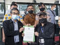 Indriyanto Seno Adji Hormati Novel dkk yang Laporkan Dirinya ke Dewas