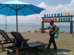 Usai Libur Lebaran, Seluruh Wisata di Banyuwangi Disemprot Disinfektan