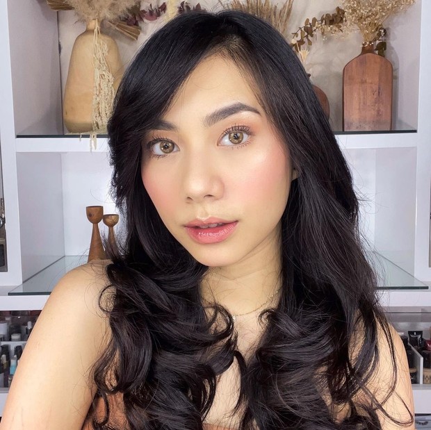 Pesona Abel Cantika/sumber: www.instagram.com/abellyc/ Abel Cantika yang terlihat semakin glowing.