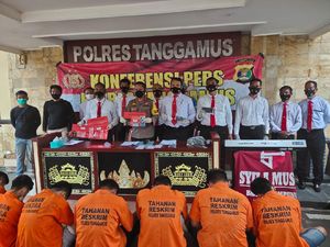 Ada Narkoba di Acara Organ Tunggal Lampung, 8 Orang Jadi Tersangka Ada Narkoba di Acara Organ Tunggal Lampung, 8 Orang Jadi Tersangka
