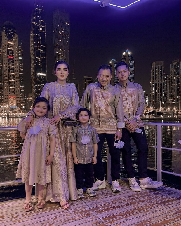 Rayakan lebaran di Luar Negeri