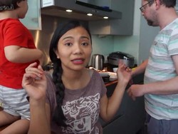 Rayakan Hari Ibu di Belanda, Keluarga Ini Masak Sate Taichan