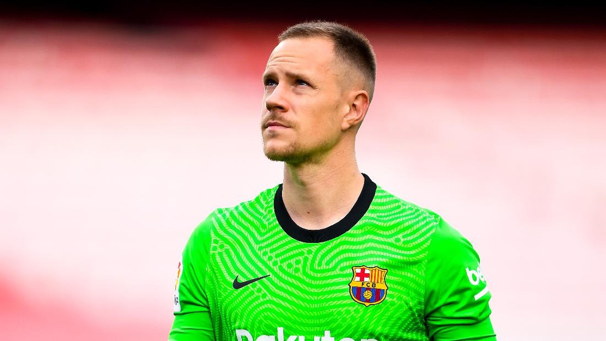 Marc-Andre Ter Stegen meminta Barcelona lebih kompak lagi agar bisa kembali ke jalur kemenangan. (Foto: Getty Images/David Ramos)