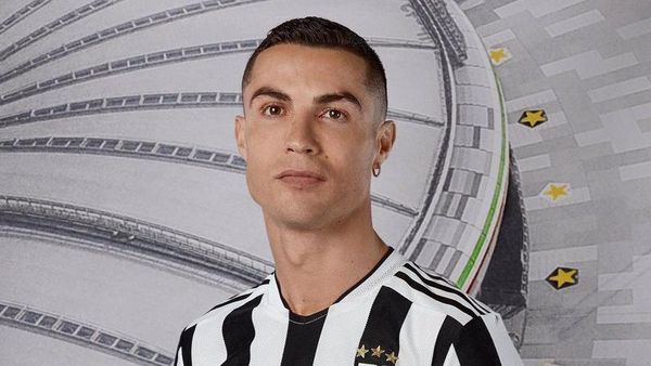 Juventus Rilis Jersey Home 2021/2022