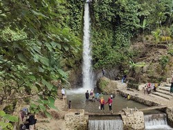 Curug Cigetruk yang Lagi Ngehits di Cirebon