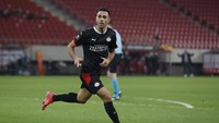 PSV menjadi salah satu klub top yang membuat nama Zahavi tak redup meski usia sudah 33 tahun. (Foto: AP/Thanassis Stavrakis)