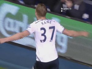 Video: Nostalgia Gol Perdana Harry Kane di Premier League