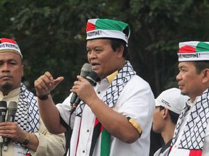 HNW Bicara Penegakan Hukum di Kasus Habib Rizieq & Ustaz Adi Hidayat HNW Bicara Penegakan Hukum di Kasus Habib Rizieq & Ustaz Adi Hidayat