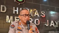 NA dan AB Diperiksa di Polres Jakarta Pusat