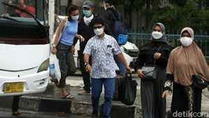Terminal Kampung Rambutan Kembali Beroperasi