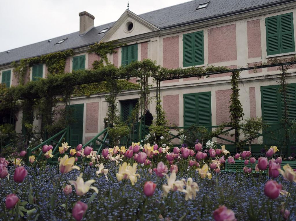Bak Lukisan, Begini Pesona Kebun Claude Monet di Paris