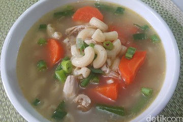 3 Resep Sop Ayam Bening Kaldu Gurih Buat Makan Keluarga Nikmat