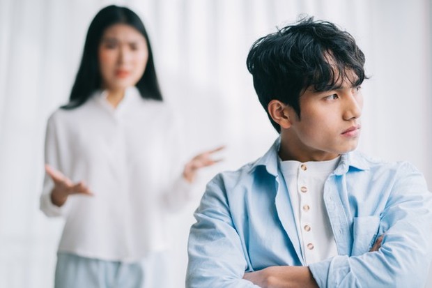 Sering Menyalahkan Diri atas Putusnya Hubungan